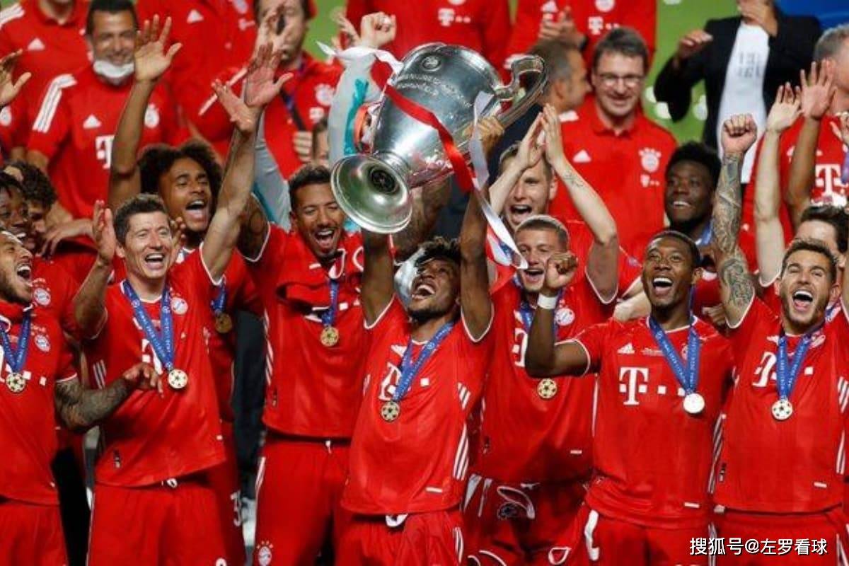 首名右打在 首名右打在